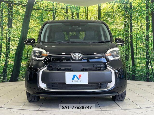 Toyota SIENTA 2023-06 7502837-14