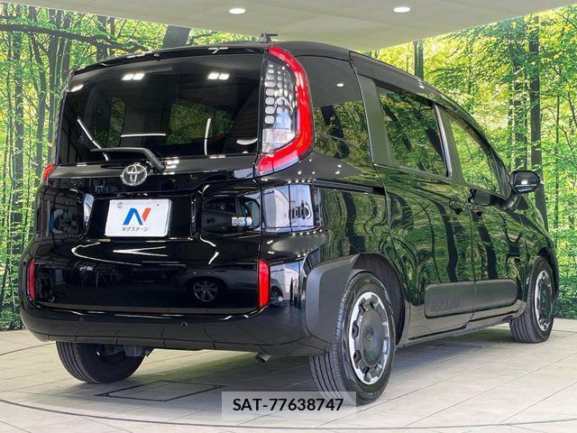 Toyota SIENTA 2023-06 7502837-17
