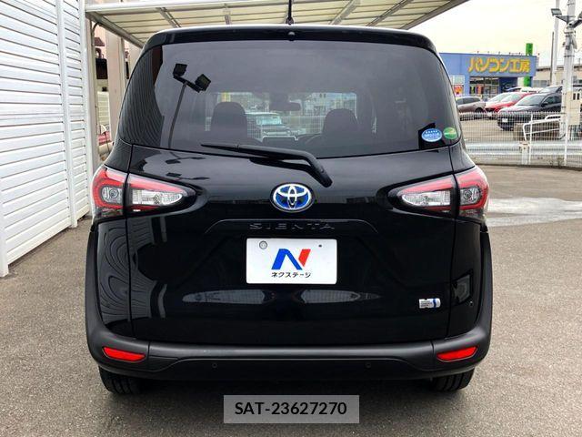 Toyota SIENTA 2018-09 7510051-15