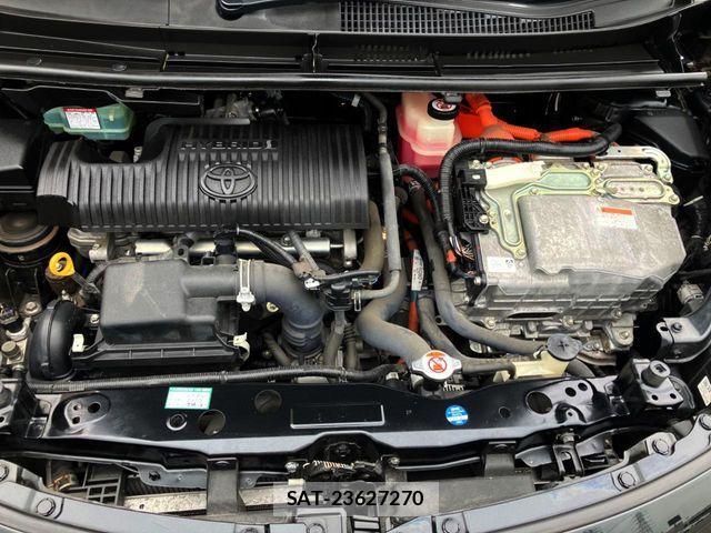 Toyota SIENTA 2018-09 7510051-17