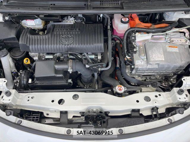 Toyota SIENTA 2021-02 7502846-17