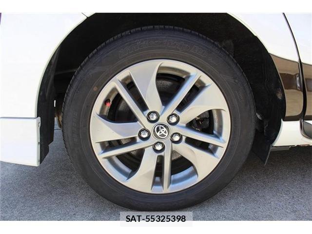 Toyota SIENTA 2017-02 7502858-21