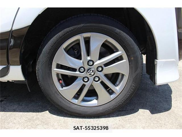 Toyota SIENTA 2017-02 7502858-24