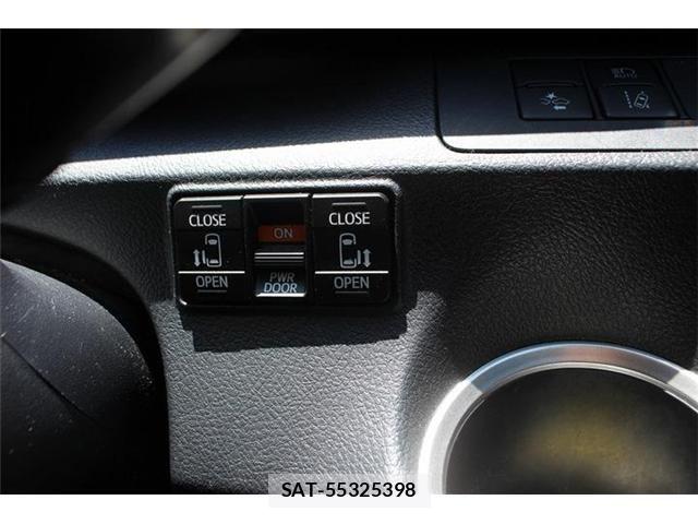 Toyota SIENTA 2017-02 7502858-3