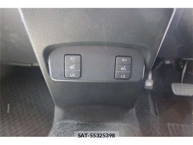 Toyota SIENTA 2017-02 7502858-4