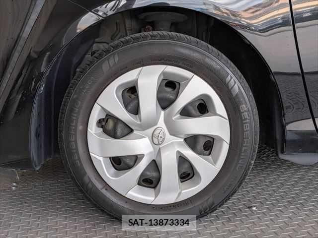 Toyota SIENTA 2018-08 7502854-16