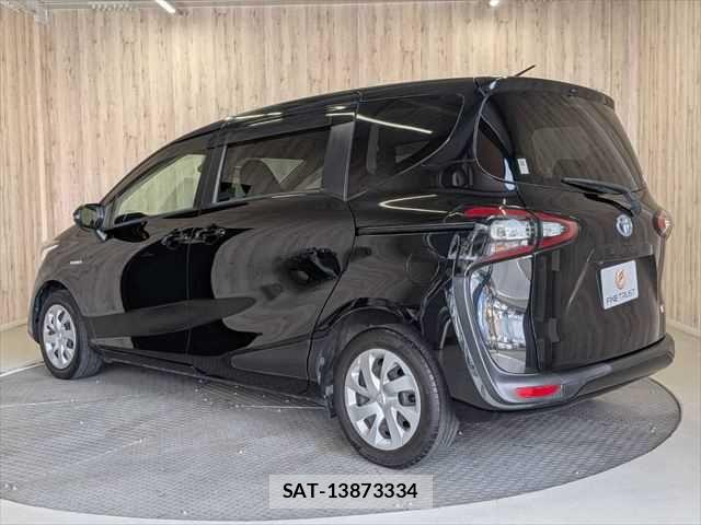 Toyota SIENTA 2018-08 7502854-22