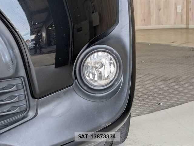 Toyota SIENTA 2018-08 7502854-25