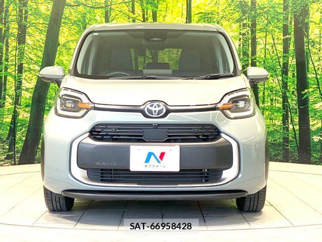 Toyota SIENTA 2023-11 7502839-14