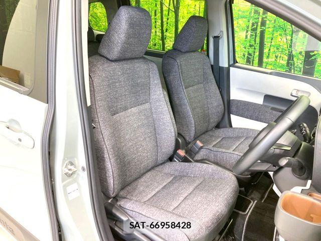 Toyota SIENTA 2023-11 7502839-7
