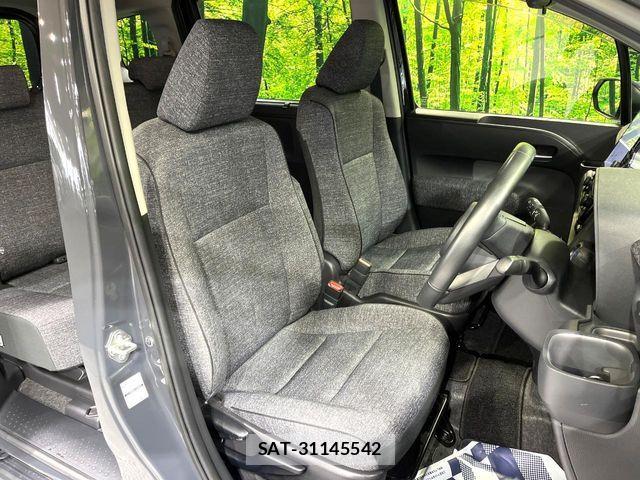 Toyota SIENTA 2022-10 7502836-9