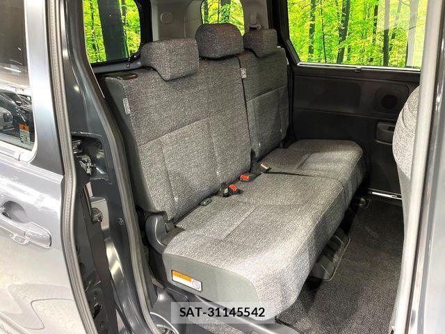 Toyota SIENTA 2022-10 7502836-10