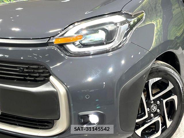 Toyota SIENTA 2022-10 7502836-12