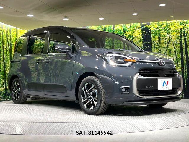 Toyota SIENTA 2022-10 7502836-16