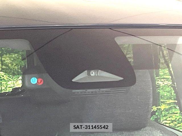 Toyota SIENTA 2022-10 7502836-4