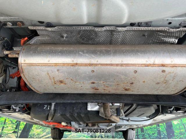 Toyota SIENTA 2023-05 7502838-18