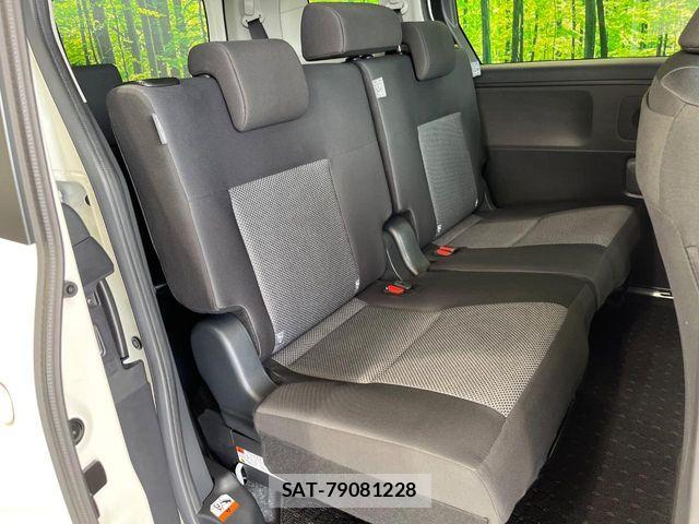 Toyota SIENTA 2023-05 7502838-8