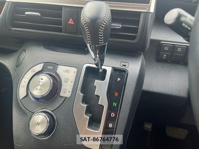 Toyota SIENTA 2022-04 7502842-19