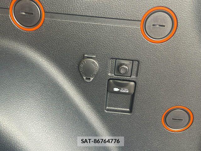 Toyota SIENTA 2022-04 7502842-21