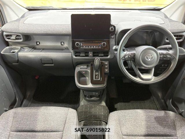 Toyota SIENTA 2023-04 7502832-1