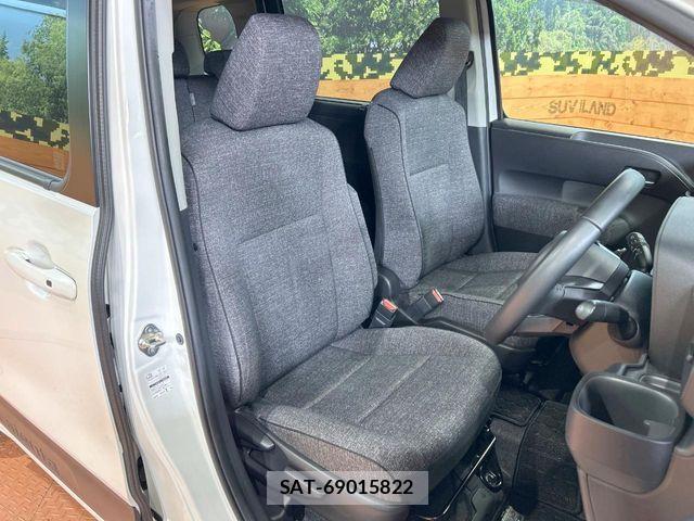 Toyota SIENTA 2023-04 7502832-7