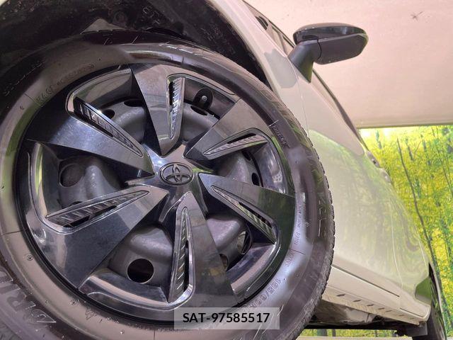 Toyota SIENTA 2022-04 7502844-12