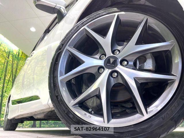 Toyota SIENTA 2021-09 7562850-13