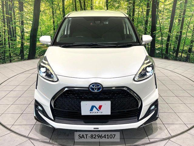 Toyota SIENTA 2021-09 7562850-14