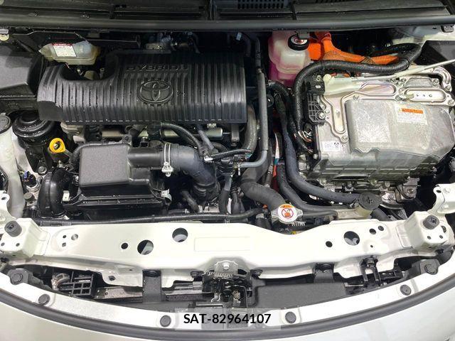 Toyota SIENTA 2021-09 7562850-18