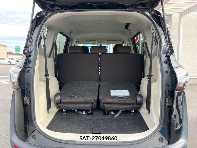 Toyota SIENTA 2016-02 7562855-10
