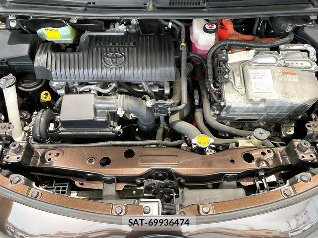 Toyota SIENTA 2017-05 7562851-17