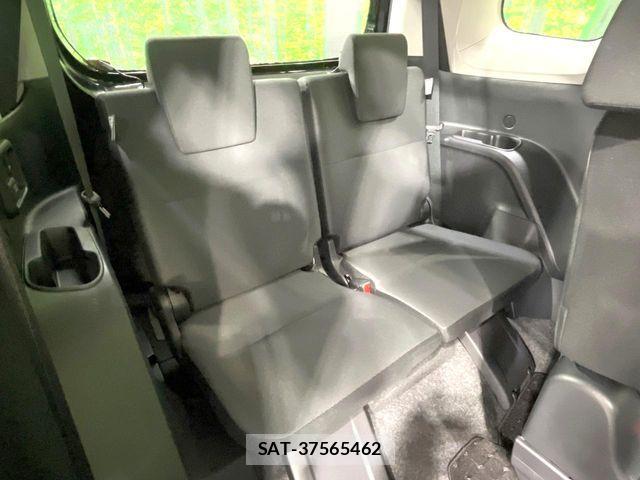 Toyota SIENTA 2023-07 7562842-10