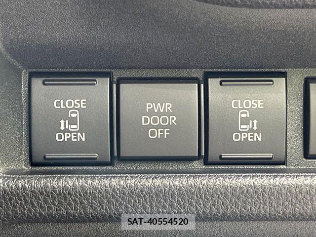 Toyota SIENTA 2023-07 7562847-5