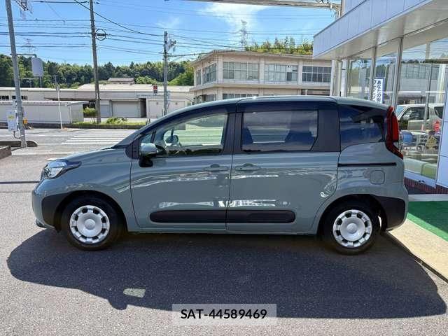 Toyota SIENTA 2024-05 7562848-4