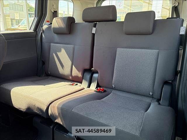 Toyota SIENTA 2024-05 7562848-8