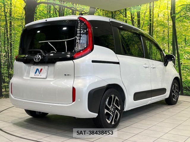 Toyota SIENTA 2024-07 7562834-16