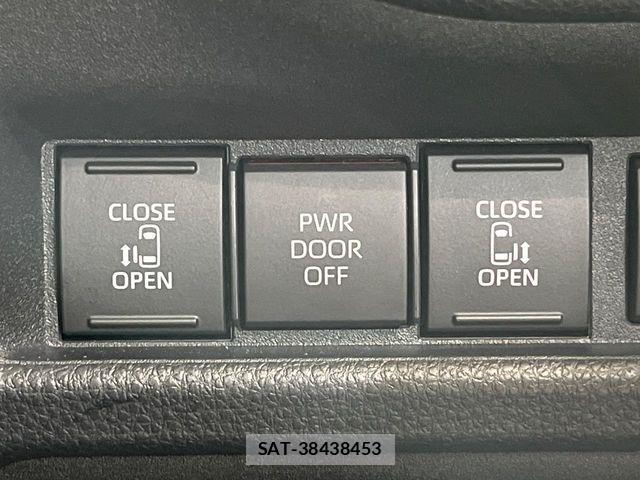 Toyota SIENTA 2024-07 7562834-4