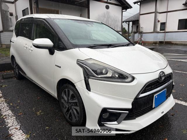 Toyota SIENTA 2015-08 7562856-2