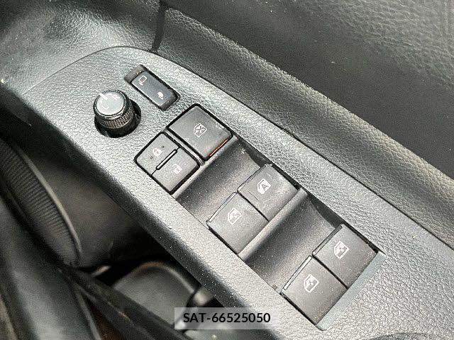 Toyota SIENTA 2018-08 7562853-17