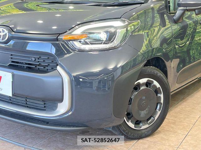 Toyota SIENTA 2023-07 7620053-12