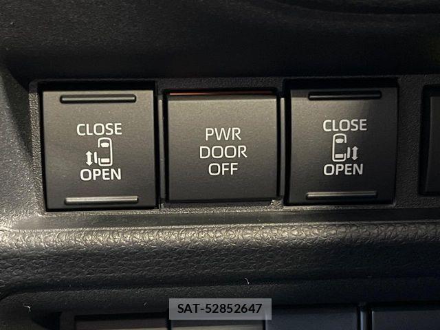 Toyota SIENTA 2023-07 7620053-4