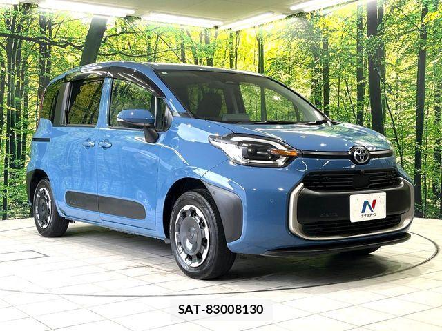 Toyota SIENTA 2024-11 7620044-17