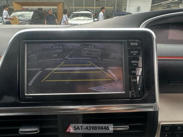 Toyota SIENTA 2016-02 7620108-25