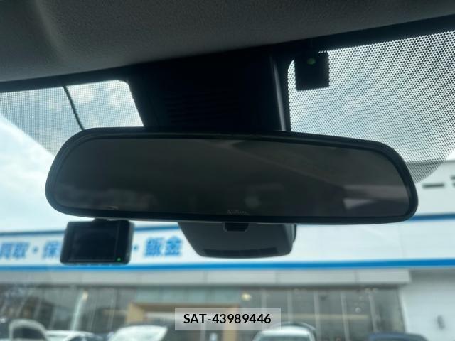 Toyota SIENTA 2016-02 7620108-28