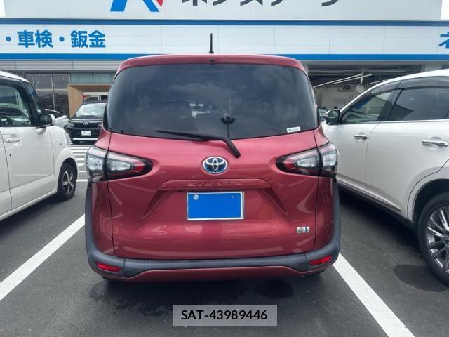 Toyota SIENTA 2016-02 7620108-4