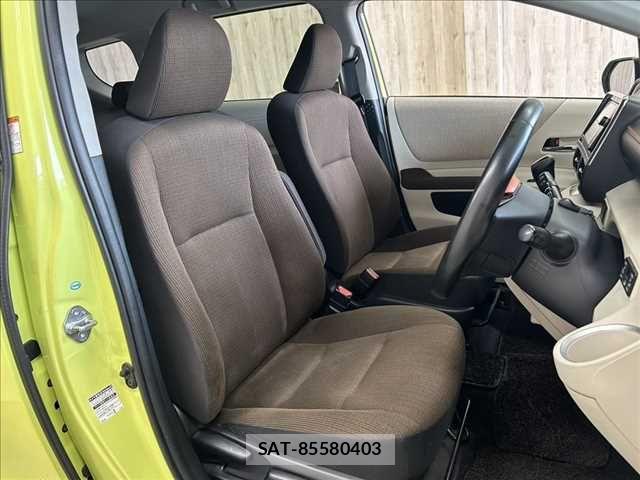 Toyota SIENTA 2015-07 7620103-10