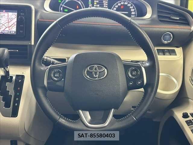 Toyota SIENTA 2015-07 7620103-14