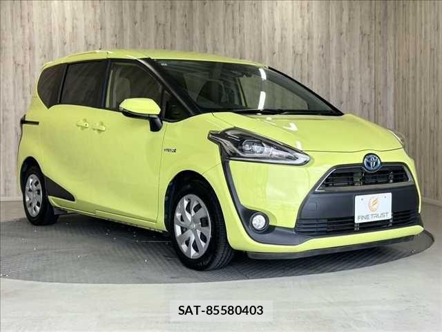Toyota SIENTA 2015-07 7620103-19