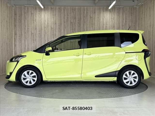 Toyota SIENTA 2015-07 7620103-24