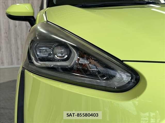 Toyota SIENTA 2015-07 7620103-26